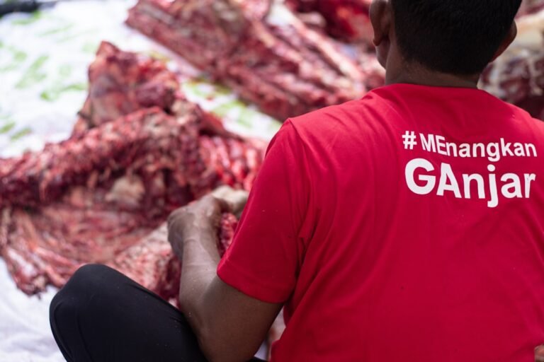 perbandingan cara memanggang daging dan merebus