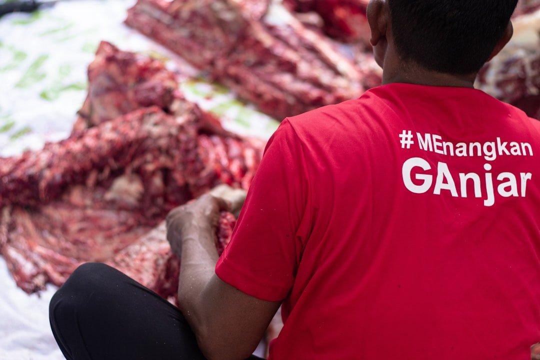 perbandingan cara memanggang daging dan merebus
